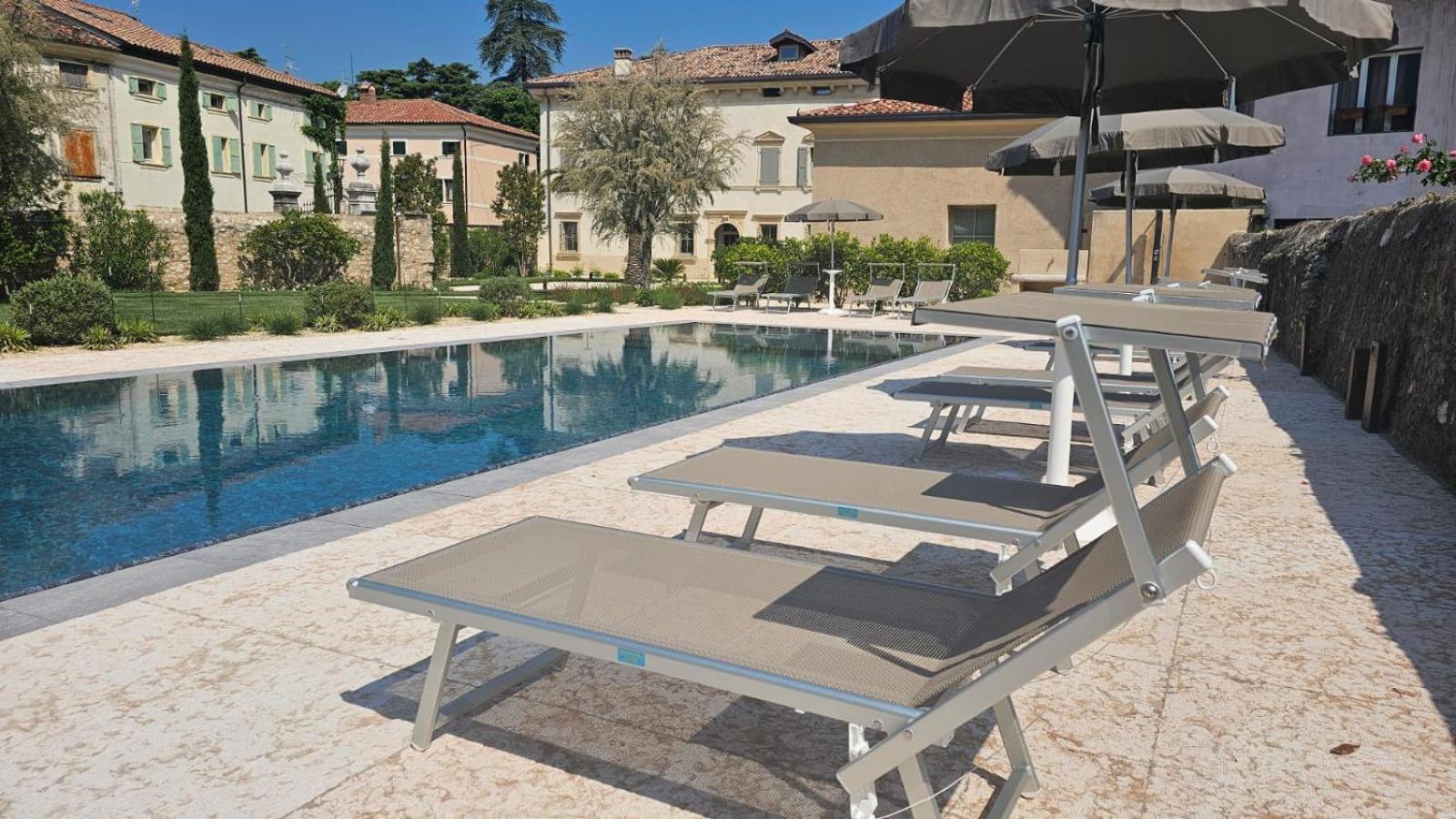 Villa Tosi - Luxury Apartments In Villa Veneta Tregnago Экстерьер фото